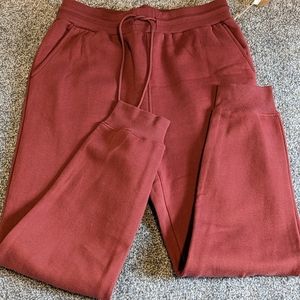 Sweatpants / Red / Medium